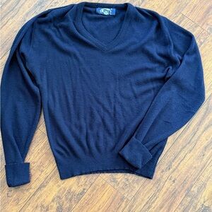 Men's Knights Bridge Navy Blue V-Neck Sweater | Size Small